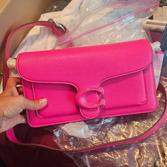 Tabby 26 genuine leather dragonfruit color Coach crossbody or shoulder bag - Picture 4 of 7